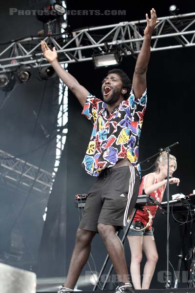 KELE OKEREKE - 2010-08-27 - SAINT CLOUD - Domaine National - Grande Scene - 